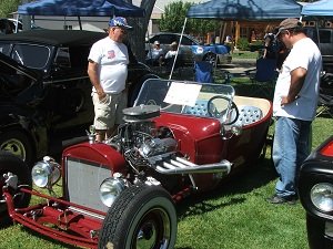 Early-Iron-Festival-Car